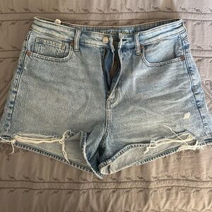 AE Mom Shorts